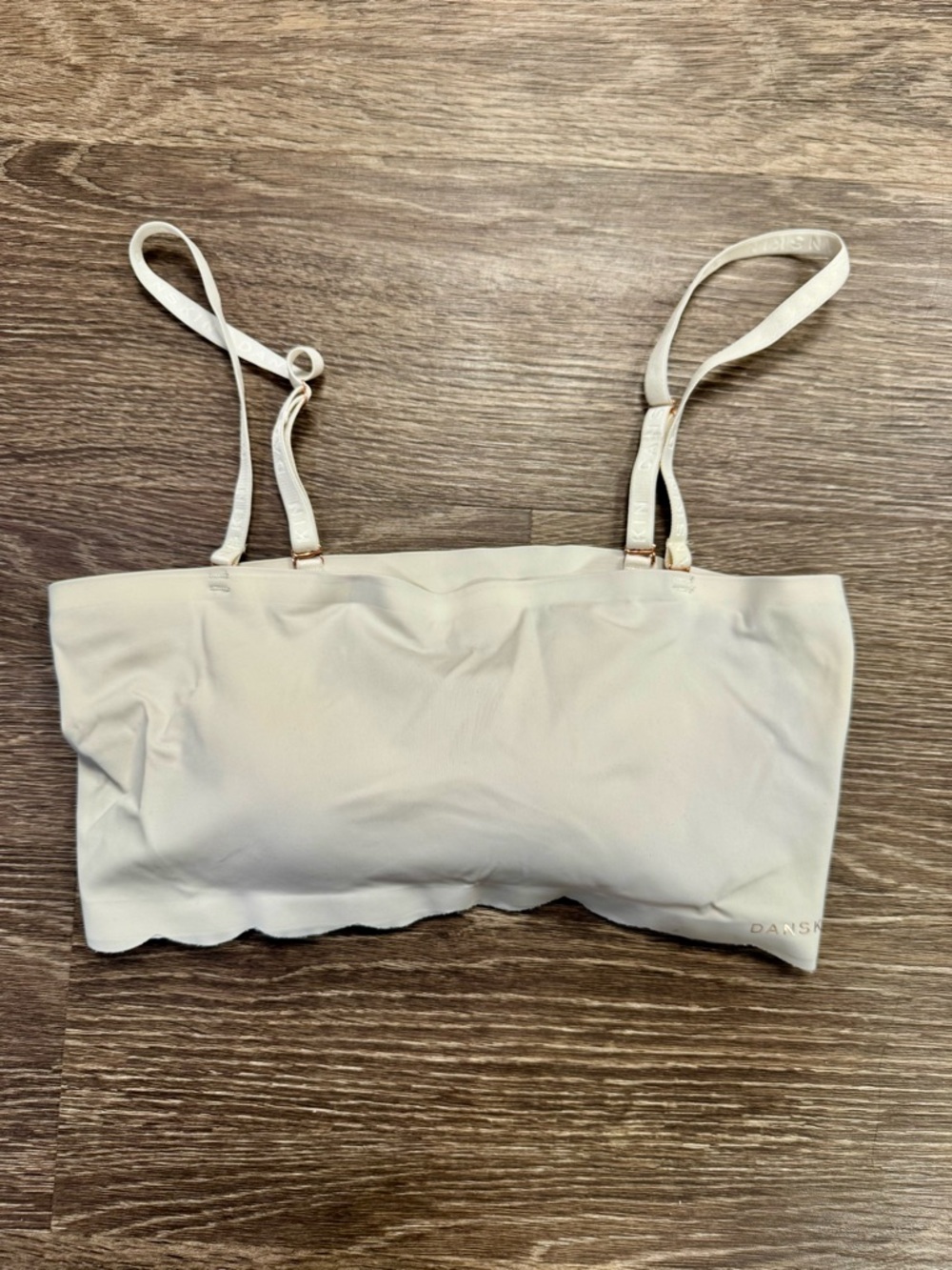 Danskin Intimates Seamless Bandeau Bra Nude Scallop Edge Size L